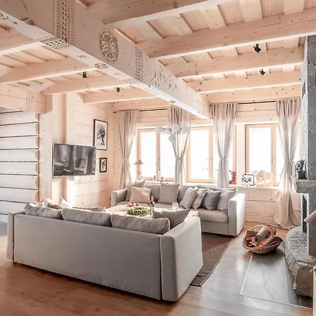 Luxury Gorsky Hanco & Janso *